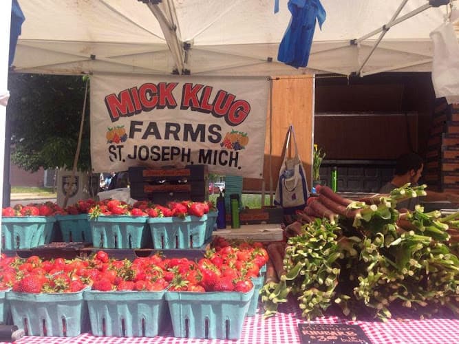 61st Street Farmers Market