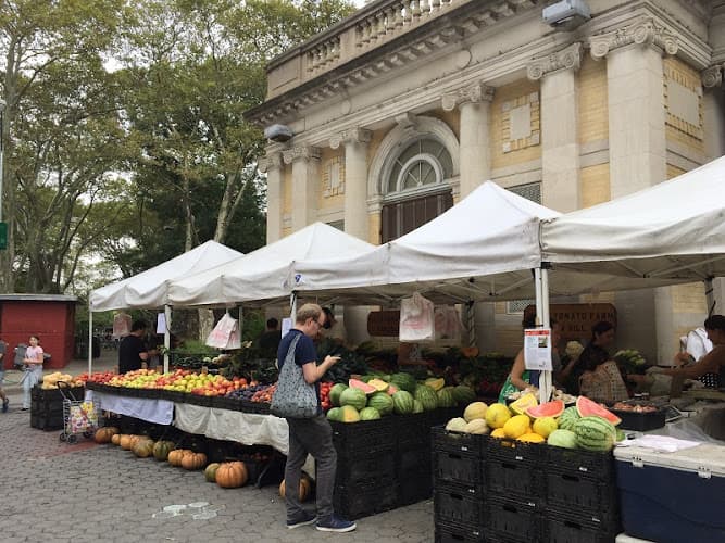 McGolrick Park's Winter Down to Earth Farmers Market