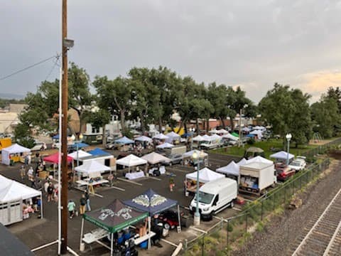 Downtown Laramie Farmer's market