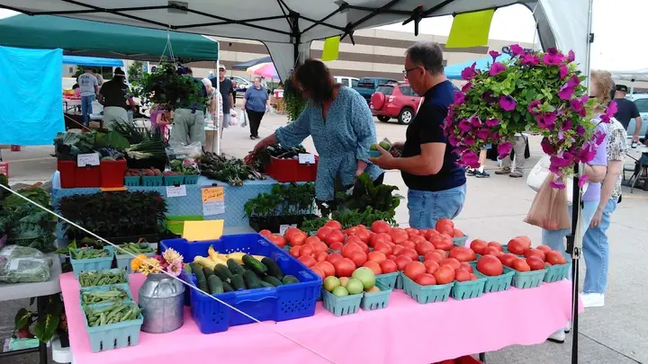 Boone County Farmers Market photo 2