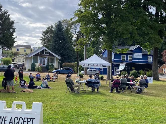 Bremerton Farmers Market - Ferry Terminal