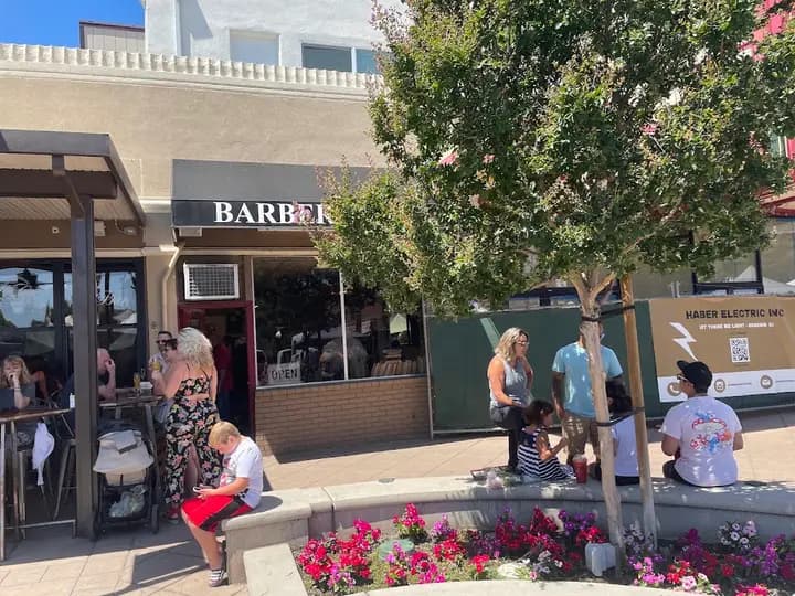 Brentwood Farmers' Market