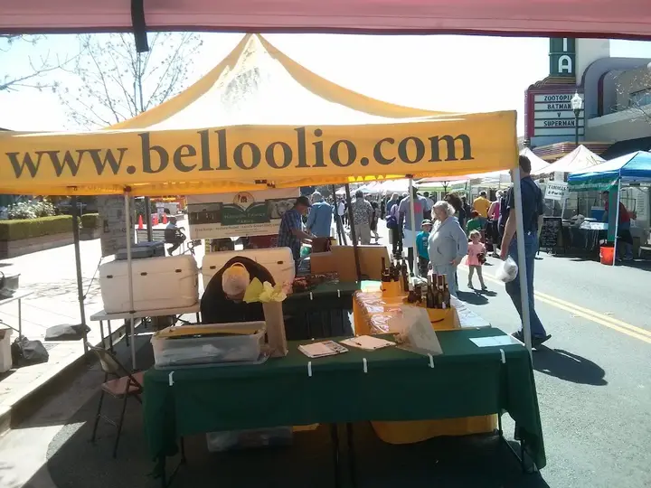 Brentwood Farmers' Market photo 2