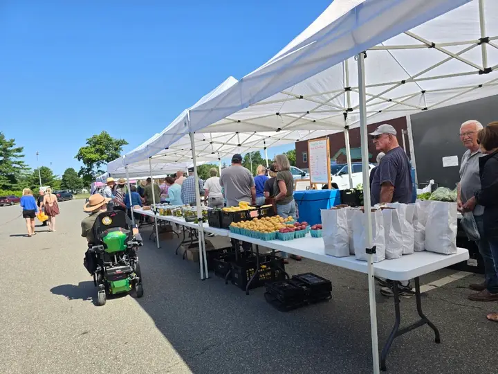 Brewer Farmers' Market photo 2