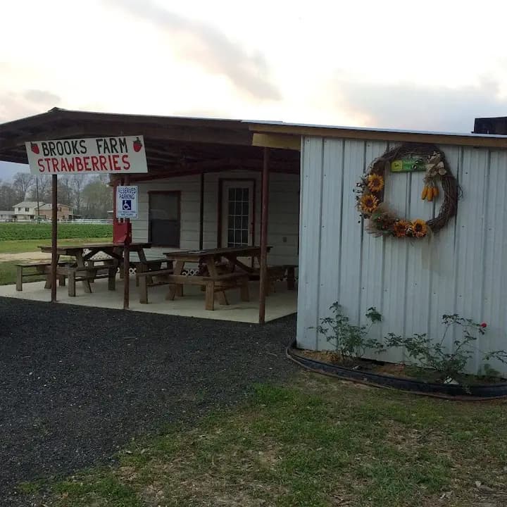 Brooks Farm Market