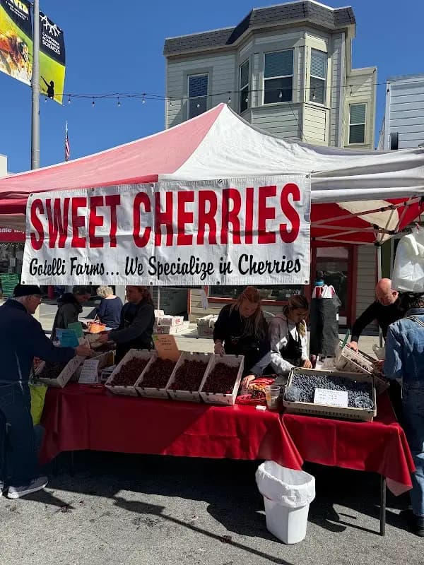 Clement St. Farmers Market