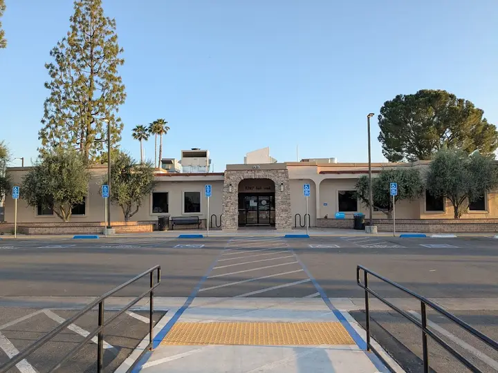 Clinica Sierra Vista (Lamont)