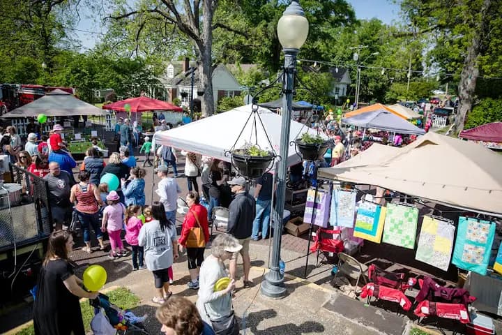 Clinton's Olde Towne Market