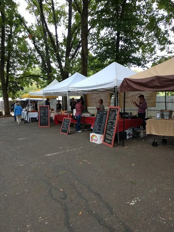 Cobblestone Farmer's Market photo 2
