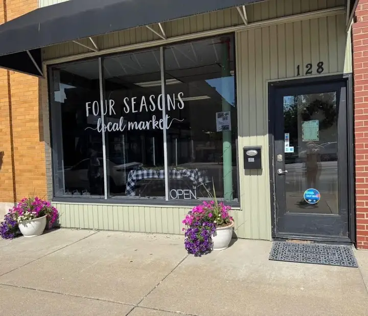 Crawfordsville Farmers Market photo 2