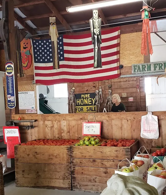 Crossroad Orchard photo 2