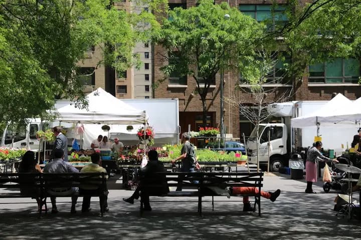 Dag Hammerskjold Plaza Greenmarket photo 2