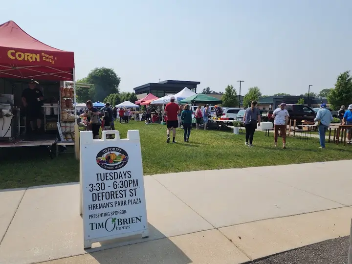 DeForest Area Farmers' Market