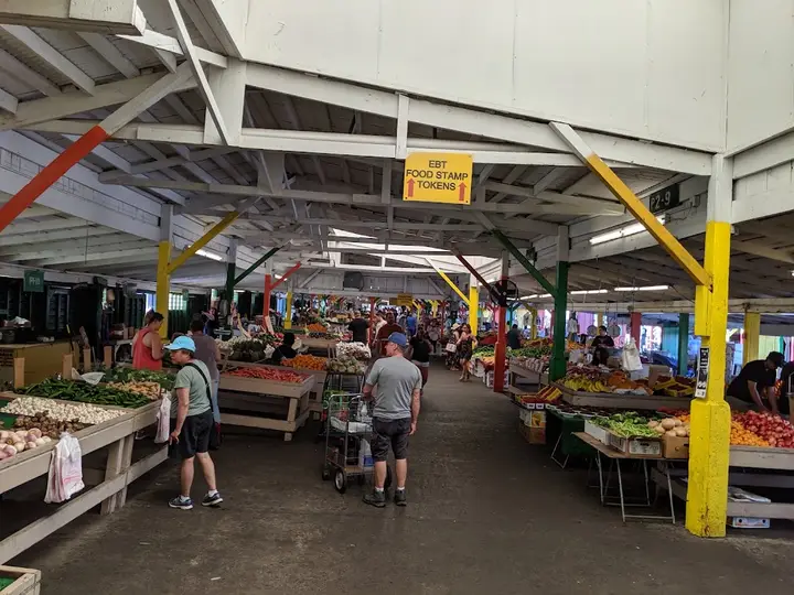 Denio's Farmers Market