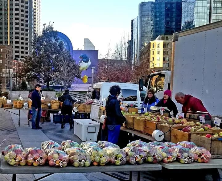 Dewey Square Farmers Market photo 2