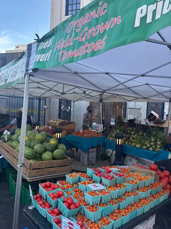 Dupont Circle FRESHFARM Market