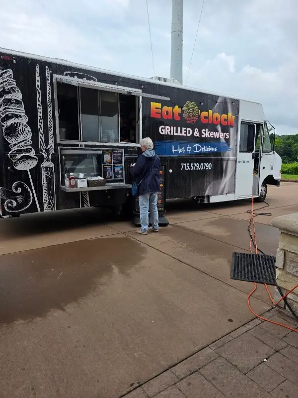 Eau Claire Downtown Farmers Market photo 2