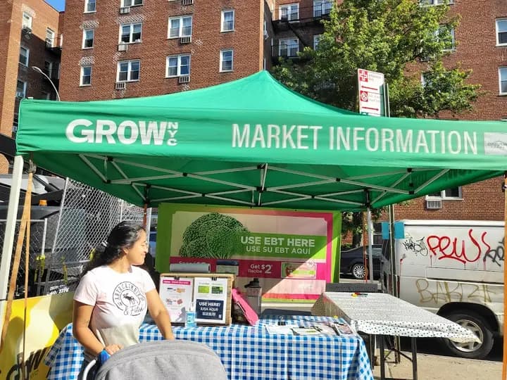Elmhurst Hopsital Greenmarket
