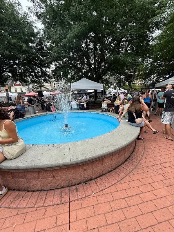 Emmaus Farmers' Market photo 2