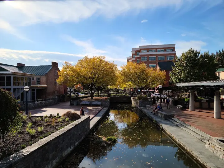 Everedy Square/Shab Row Farmers' Market