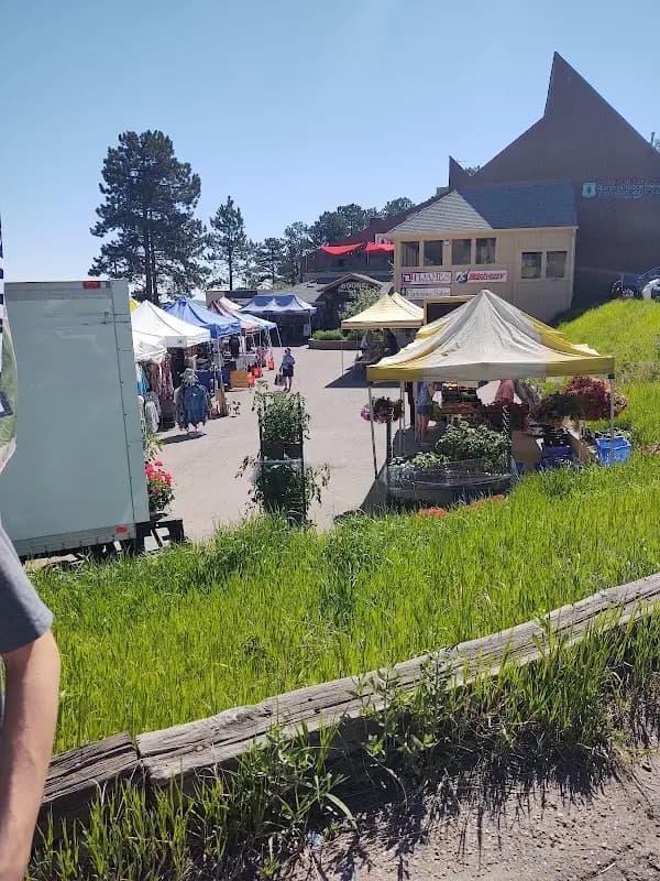 Evergreen Farmers Market at Bergen Village