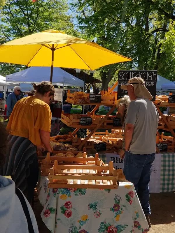 Farmer's Market at Sandpoint