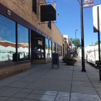 Farmers' Market On Broadway