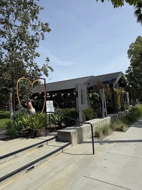 Farmers Park Market