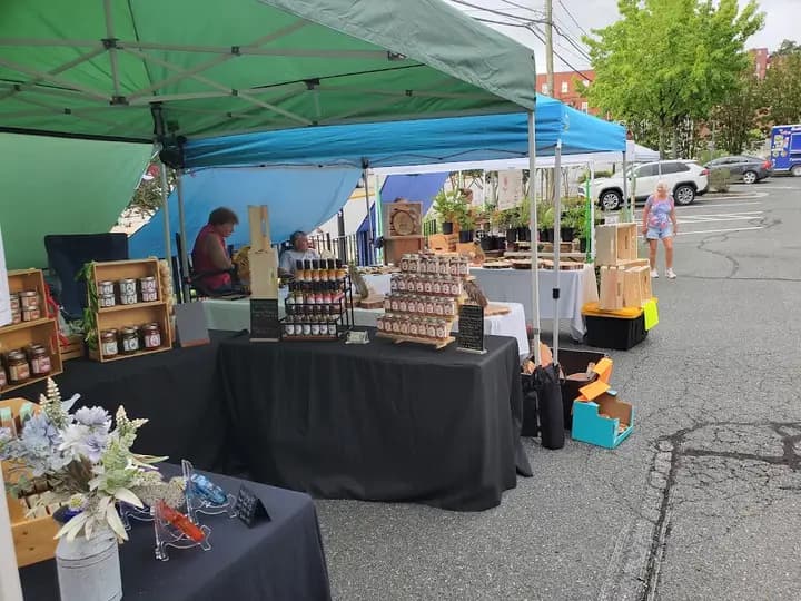 Farmville Farmers' Market photo 2