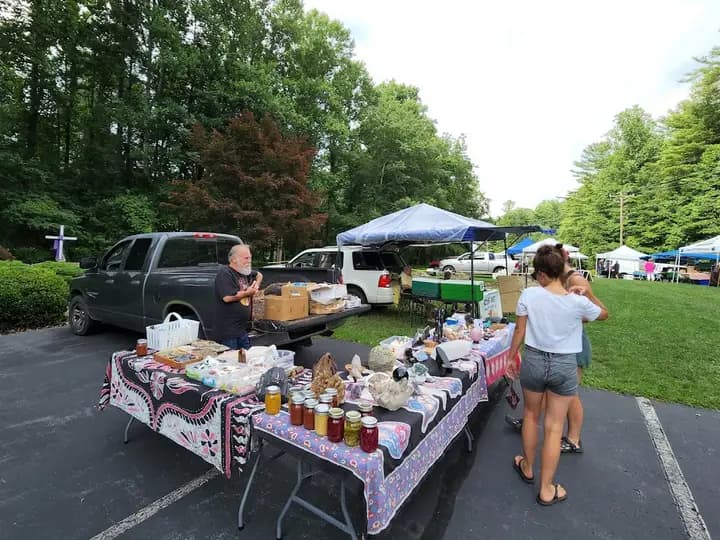 Flat Rock Tailgate Market