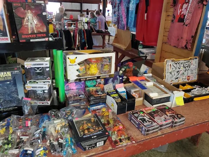 French 500 Flea Market