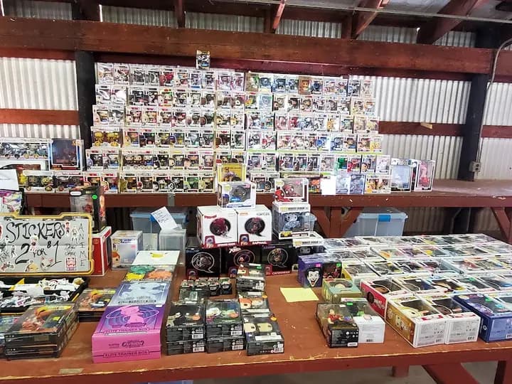French 500 Flea Market photo 2