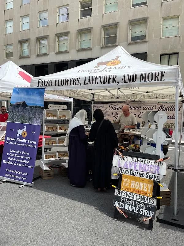 FRESHFARM Market, by the White House