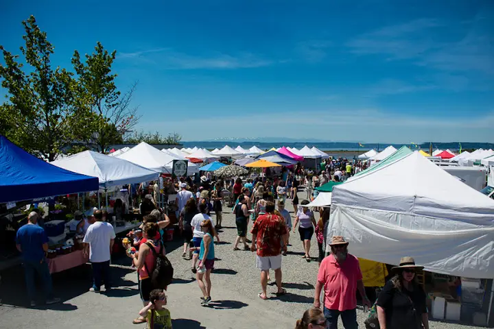 Friday Farmers Market Everett Mall