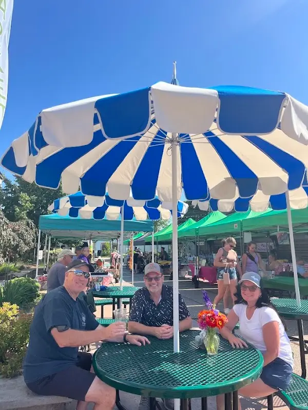 Gladstone Summer Farmers Market photo 2