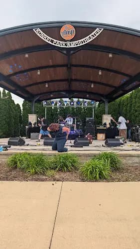 Greenfield Sunday's Market