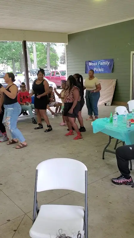 Grove Park Farmers' Market photo 2
