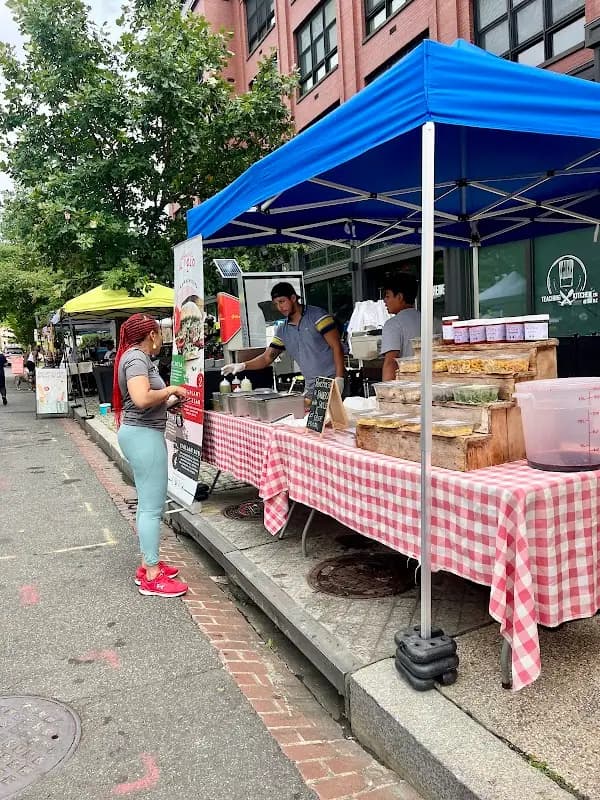H Street NE FRESHFARM Market photo 2
