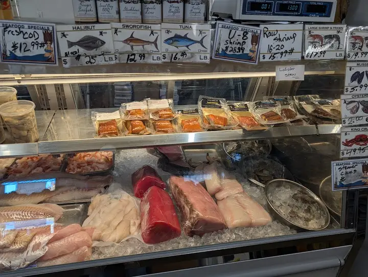 Hallowell Market