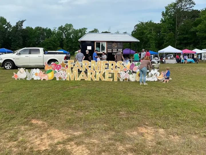 Hallsville Farmers' Market