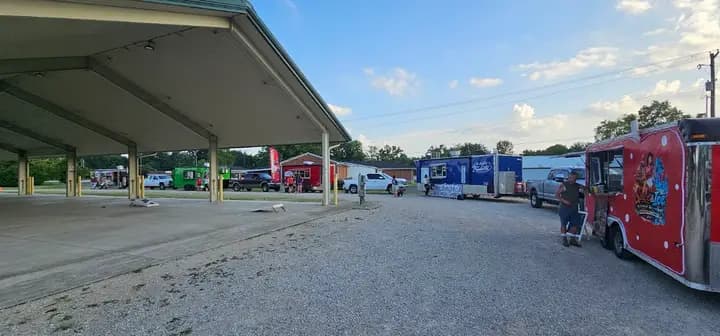 Hardin County Farmers' Market photo 2
