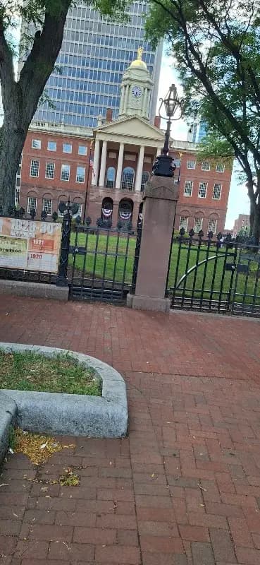 HARTFORD - OLD STATE HOUSE FARMERS’ MARKET photo 2