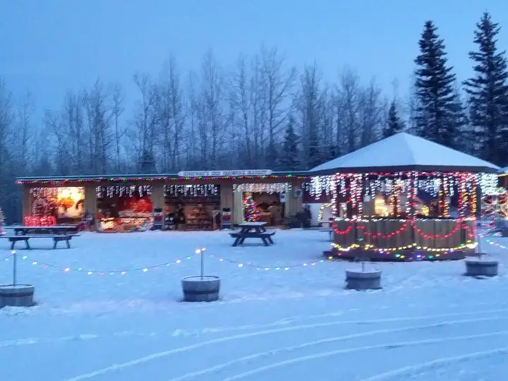 Highway's End Farmers' Market