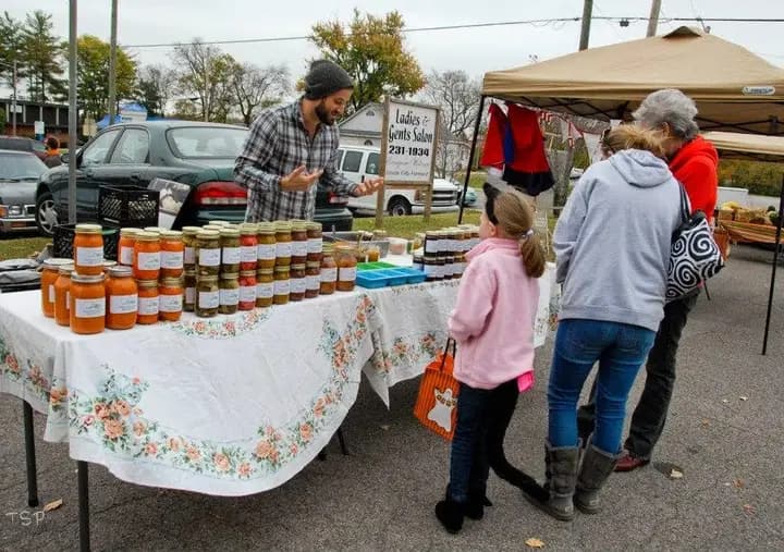 Hip Donelson Community Farmers Market photo 2