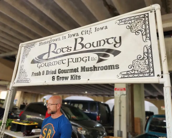 Iowa City Farmers Market