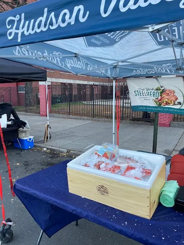 Jackson Heights Greenmarket photo 2
