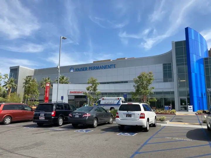 Kaiser Medical Center Woodland Hills