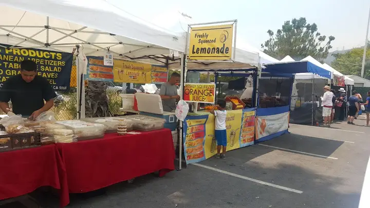 La Canada Flintridge Farmers Market photo 2