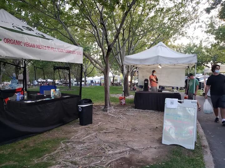 Las Vegas Farmers Market - Bruce Trent Park photo 2