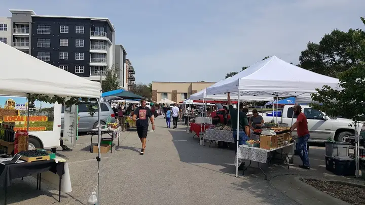 Lawrence Farmers Market photo 2